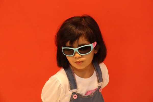 Kids Sunglasses with Polarised and UV Protected Lens - Image 3